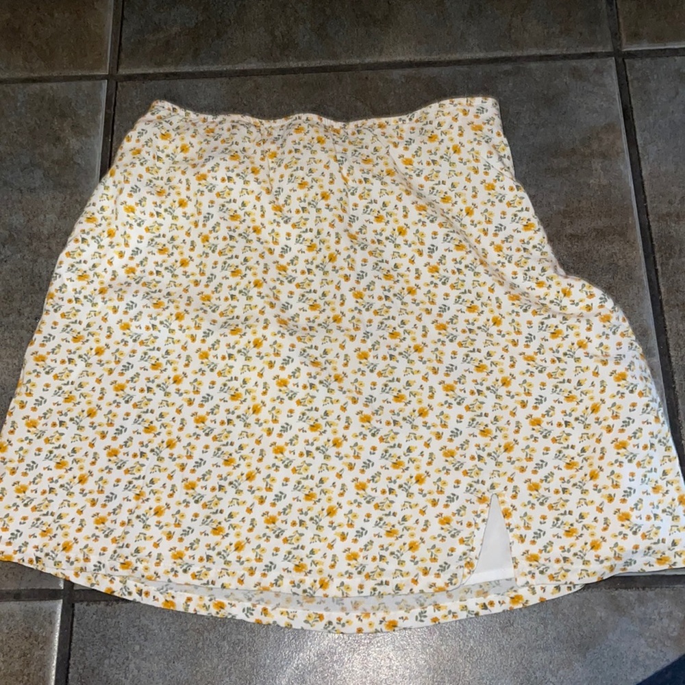 Hollister skirt